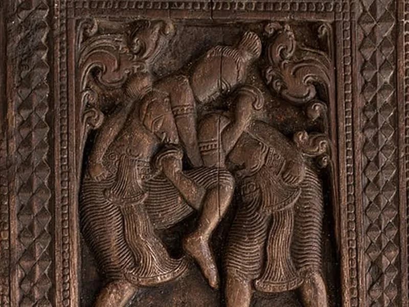 Embekke Devalaya 14th-Century Wood Pillars